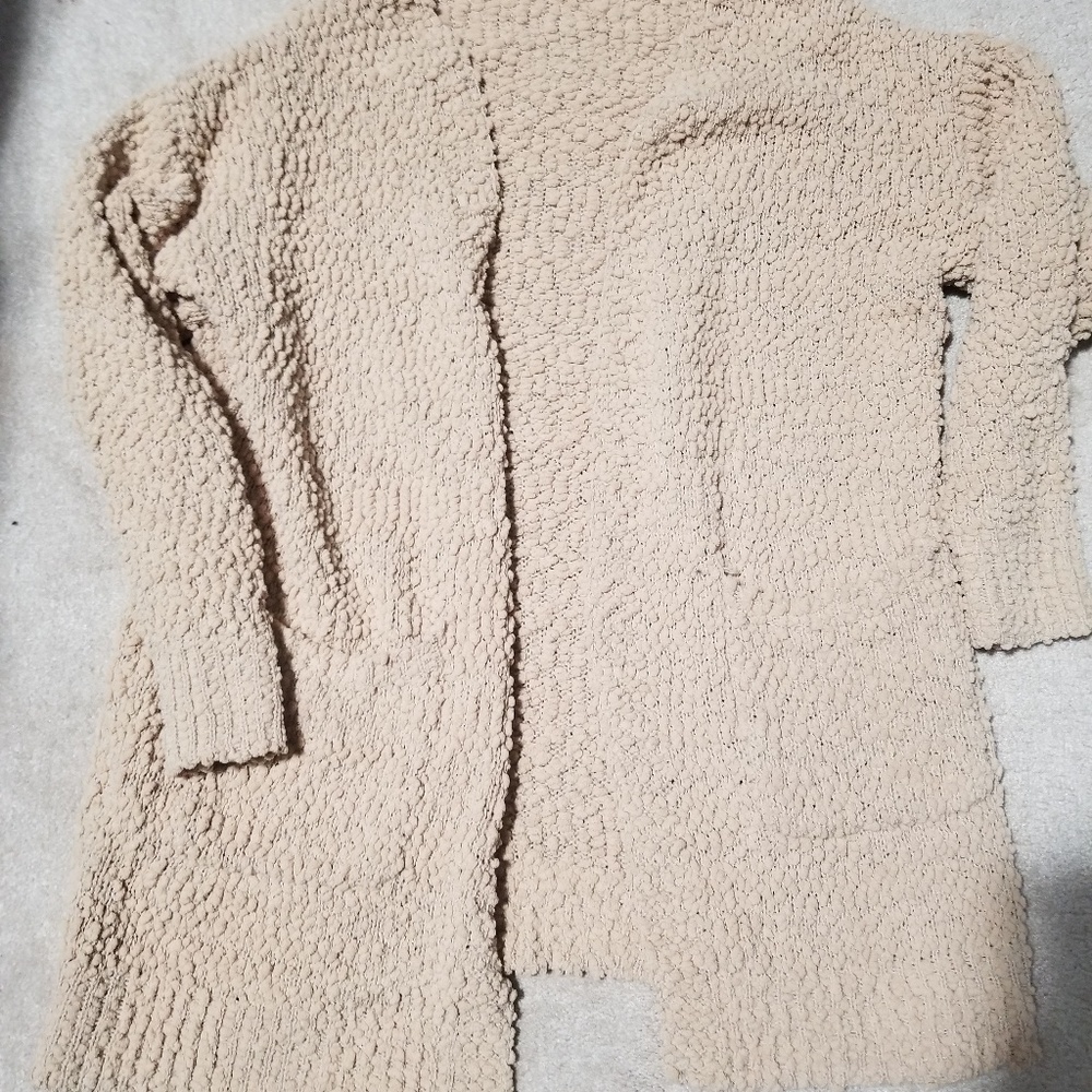 SOLD  Popcorn cardigan - Picture 2 of 2